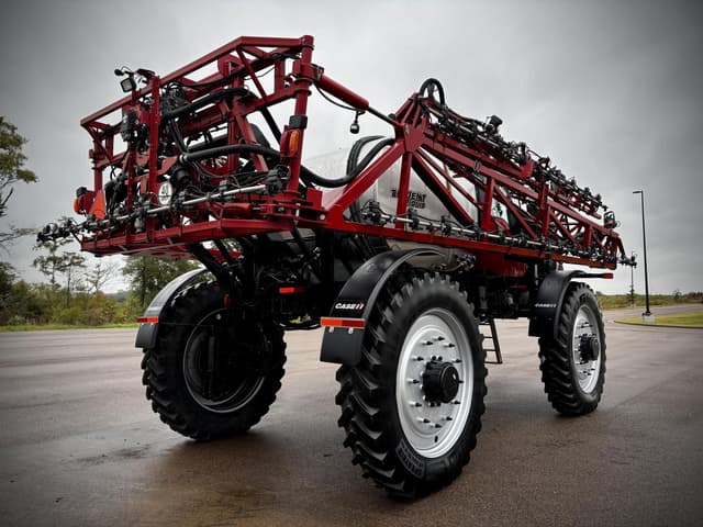 Image of Case IH 5550 Trident equipment image 4