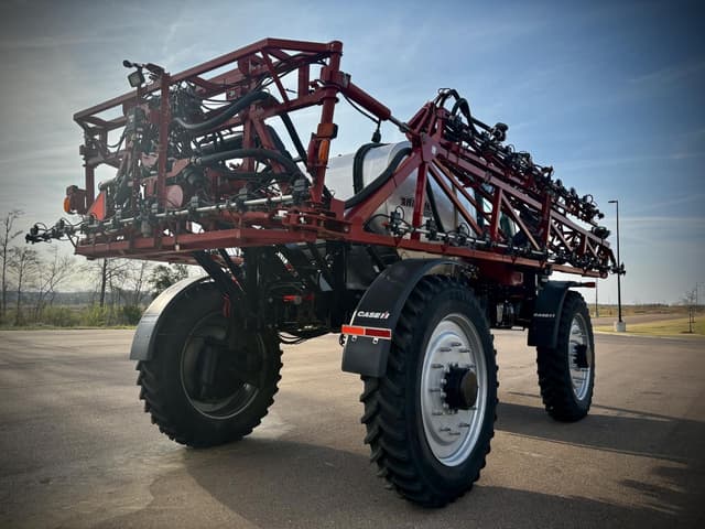 Image of Case IH 5550 Trident equipment image 4