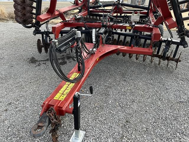 Image of Case IH 335VT equipment image 1