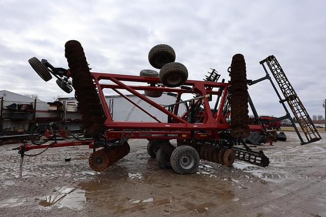 Image of Case IH 335VT equipment image 4