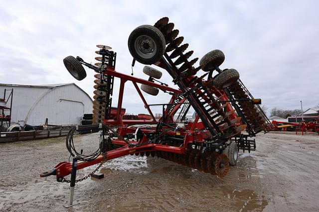 Image of Case IH 335VT equipment image 3