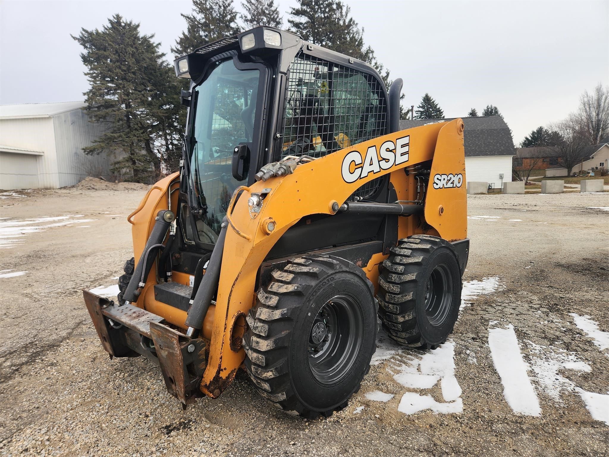 2019 Case SR210 Equipment Image0
