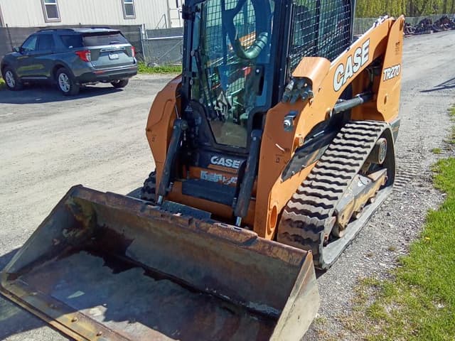 Image of Case TR270B equipment image 2