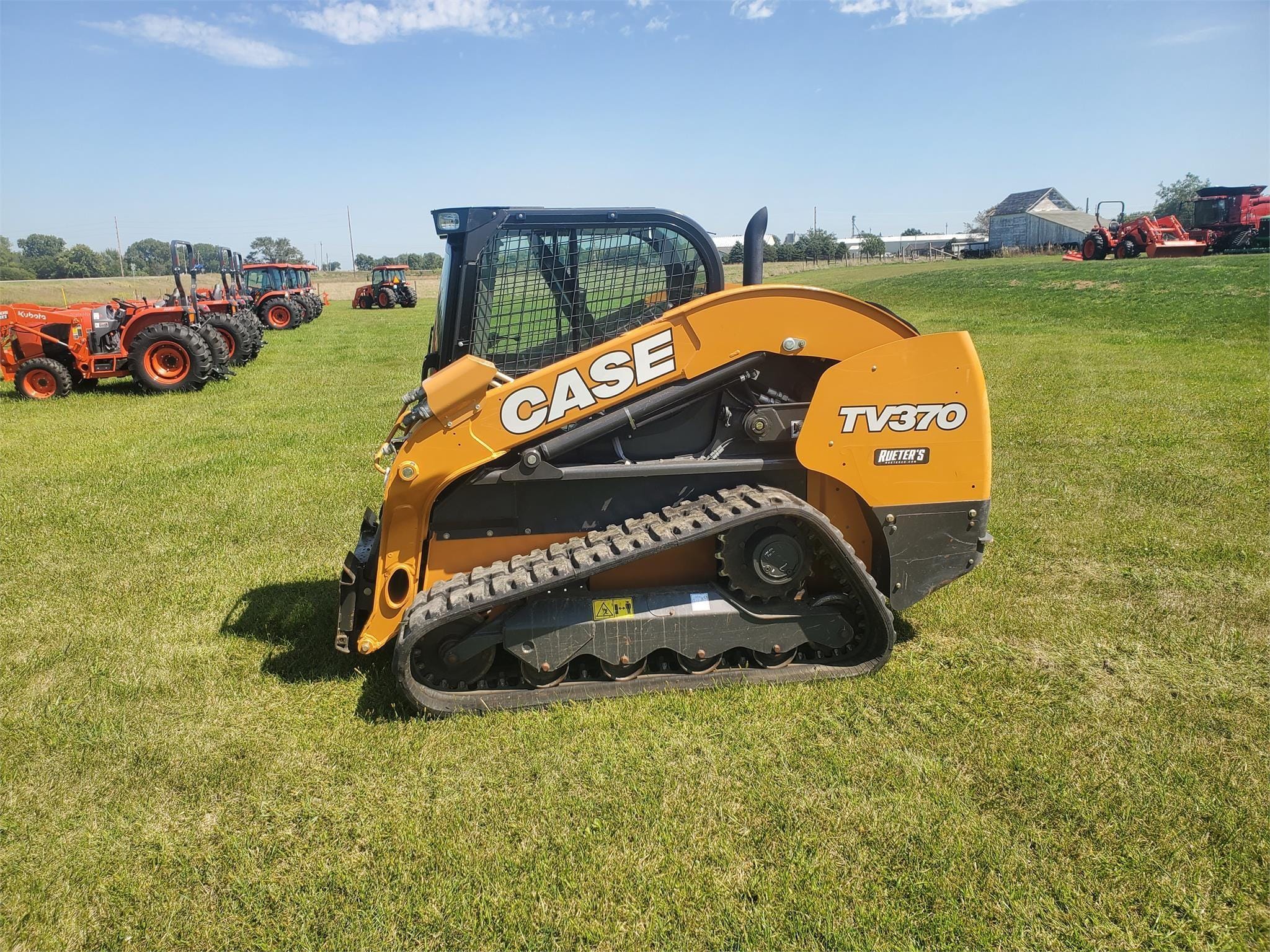 2019 Case TV370 Equipment Image0