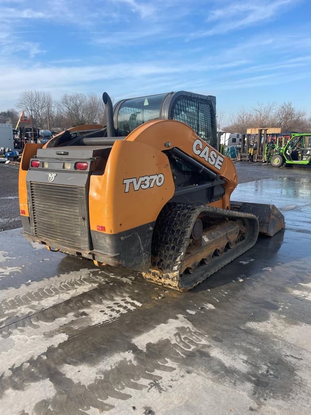 Image of Case TV370 equipment image 2