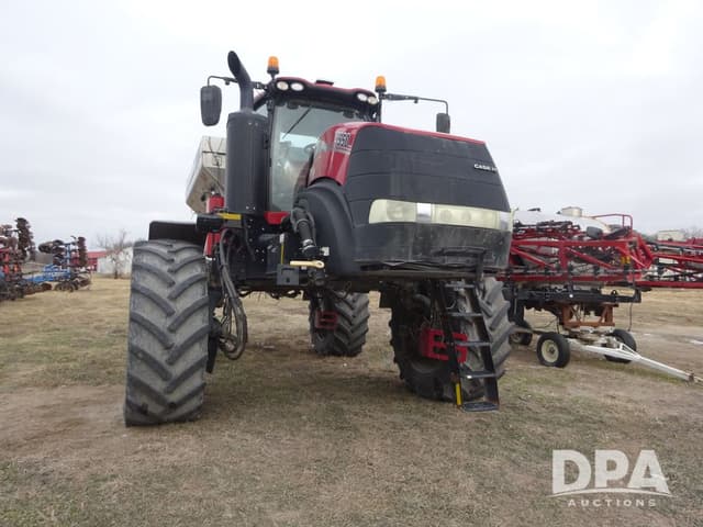 Image of Case IH 5550 Trident equipment image 2