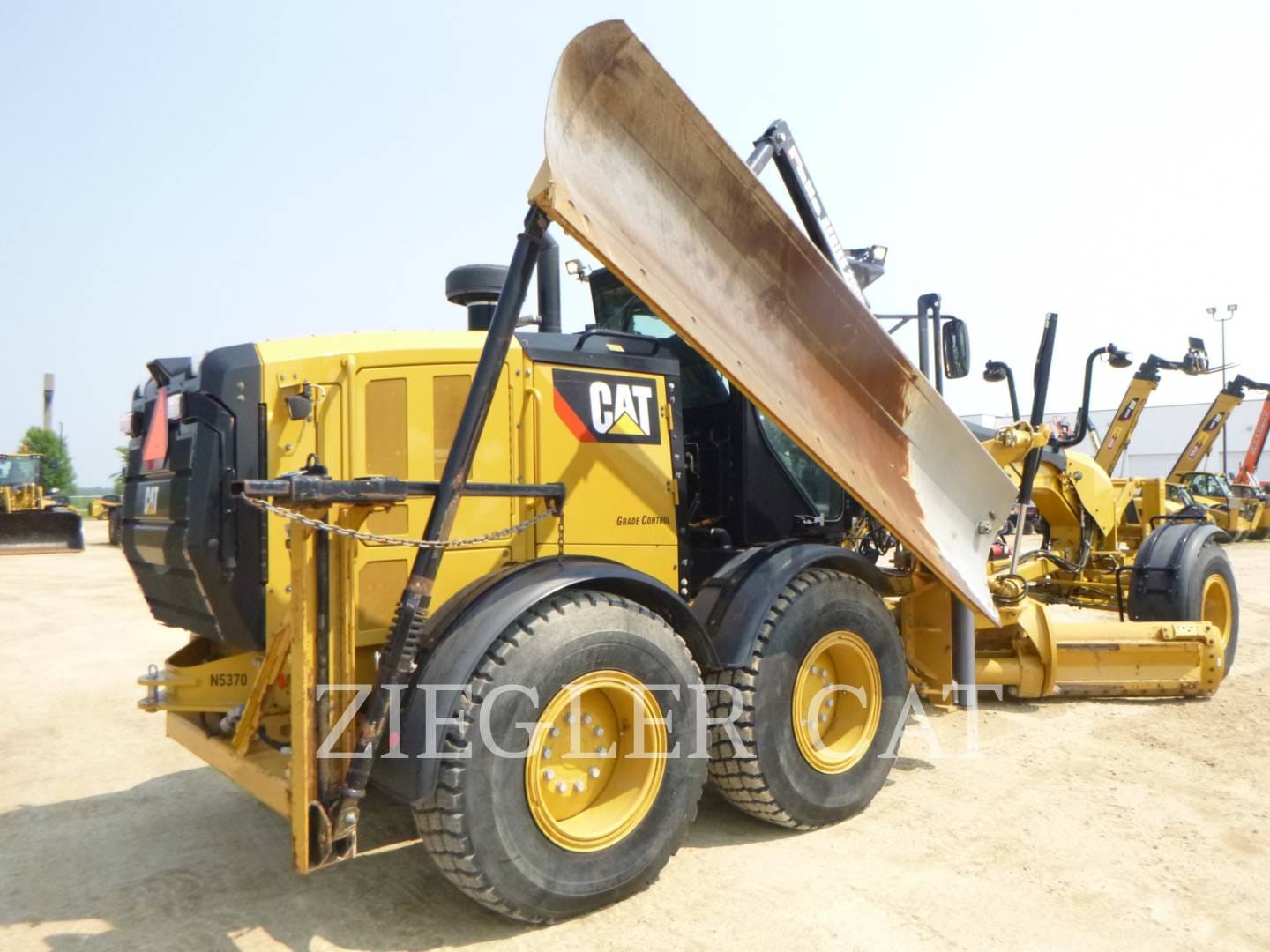 2019 Caterpillar 12M3 Equipment Image0