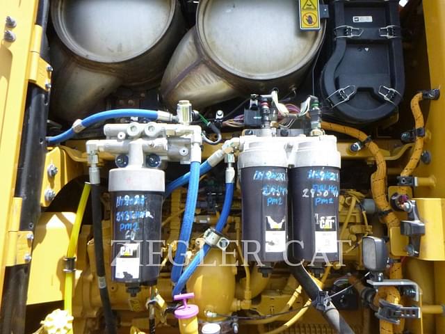 Image of Caterpillar 12M3 AWD equipment image 1