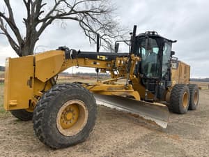 2019 Caterpillar 140 Image