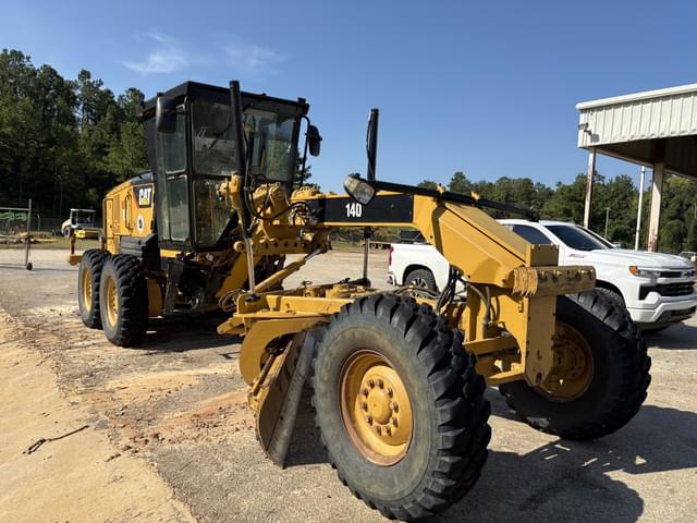 Image of Caterpillar 140 equipment image 1