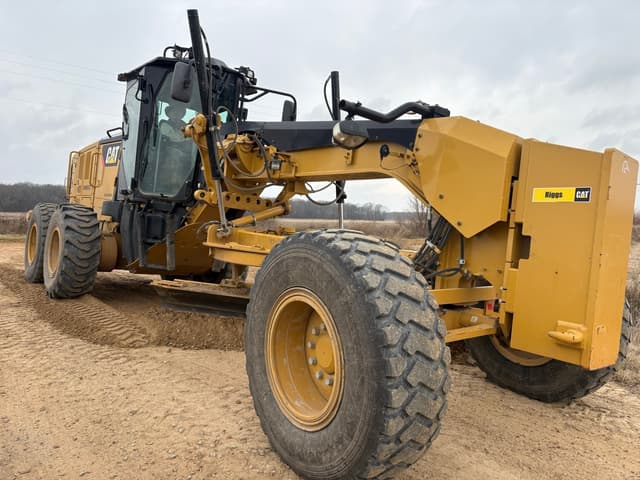 Image of Caterpillar 140M equipment image 1