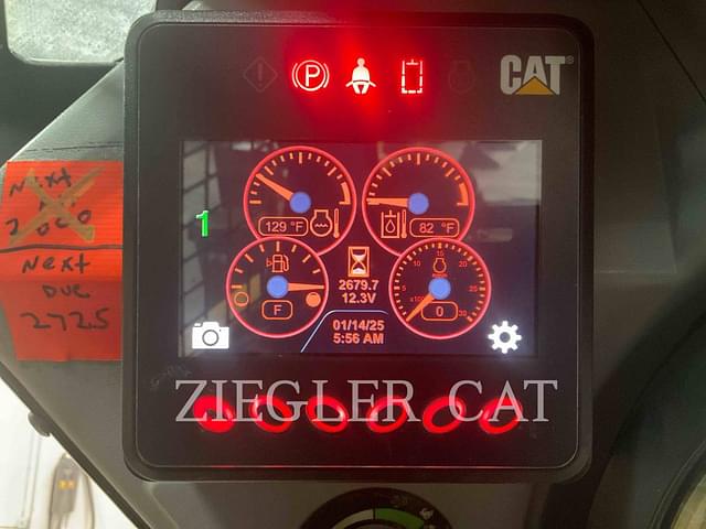 Image of Caterpillar 236D equipment image 4