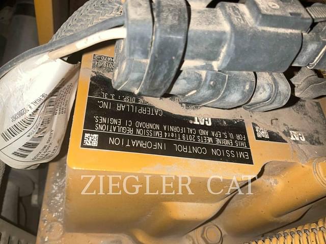 Image of Caterpillar 236D equipment image 1