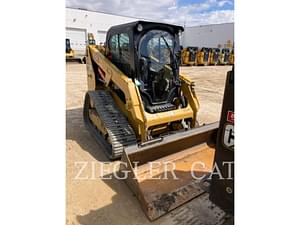 2019 Caterpillar 239D Image