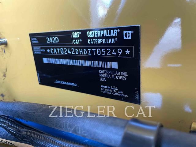 Image of Caterpillar 242D equipment image 2