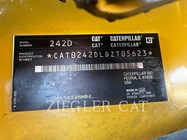 Image of Caterpillar 242D equipment image 1