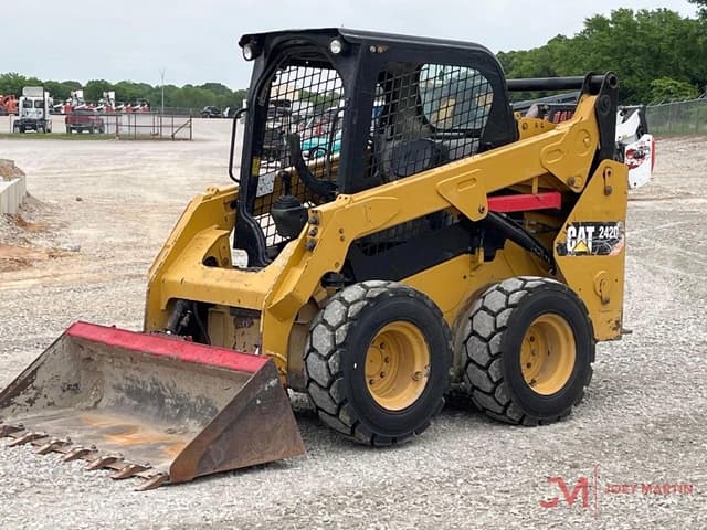 Image of Caterpillar 242D equipment image 4