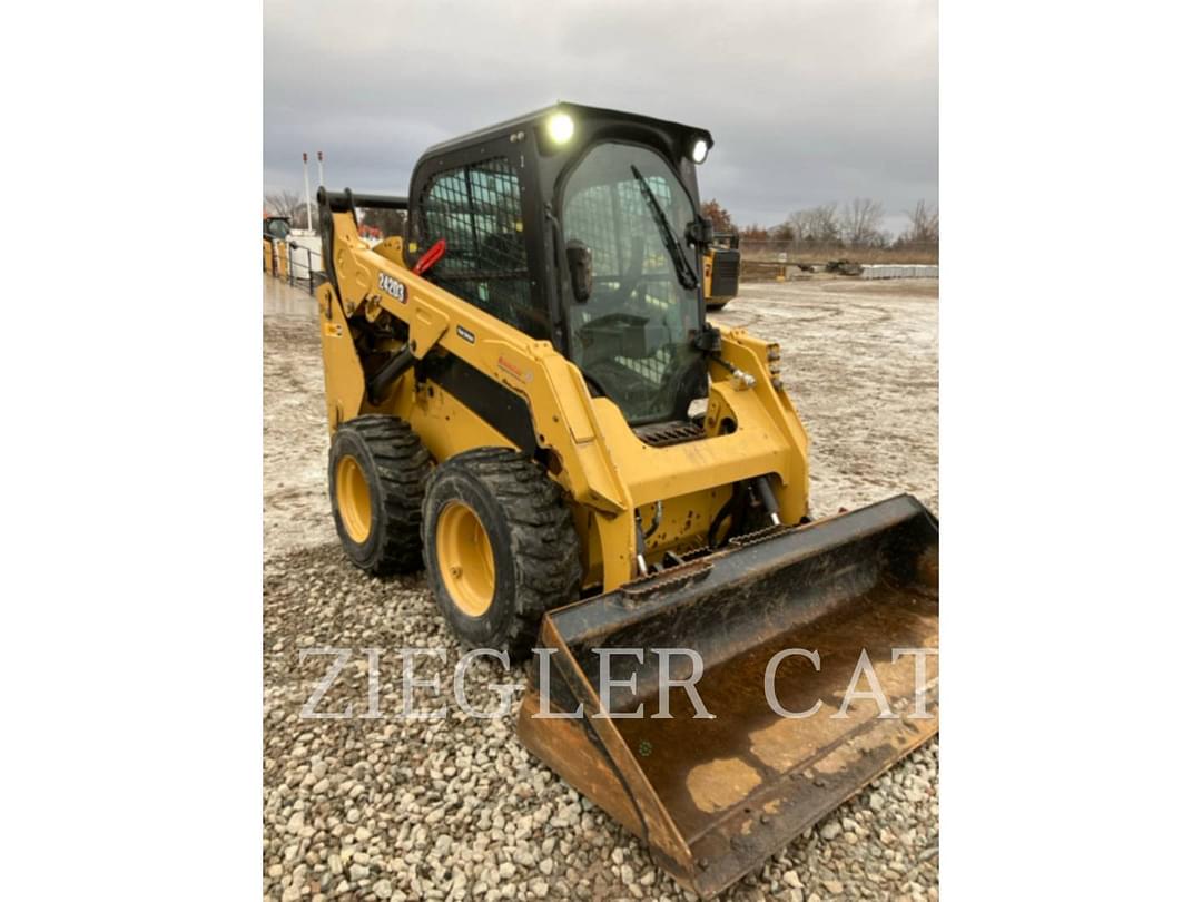 Image of Caterpillar 242D3 Primary image
