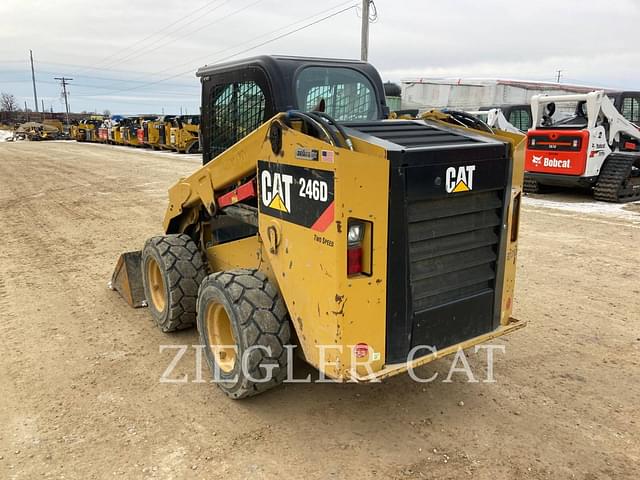 Image of Caterpillar 246D equipment image 3