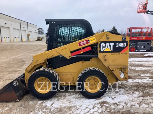 Image of Caterpillar 246D equipment image 4