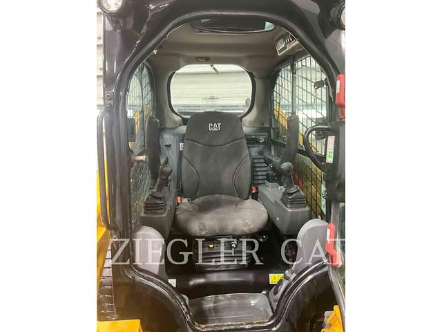 Image of Caterpillar 246D3 equipment image 4
