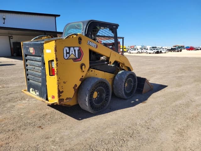 Image of Caterpillar 246D3 equipment image 4