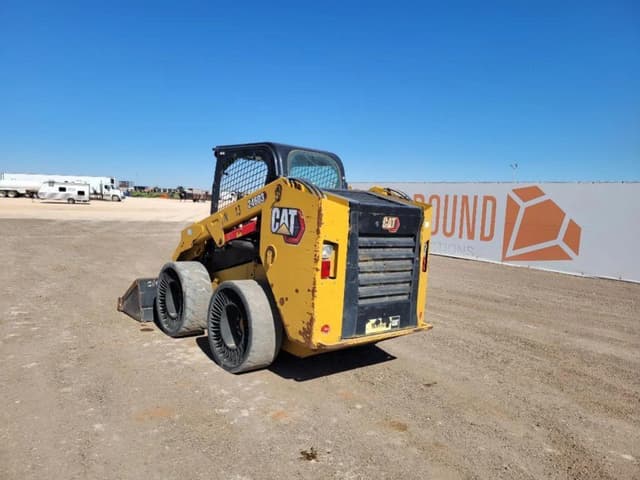 Image of Caterpillar 246D3 equipment image 2