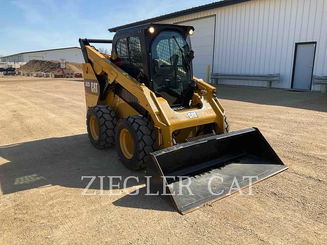Image of Caterpillar 262D equipment image 2