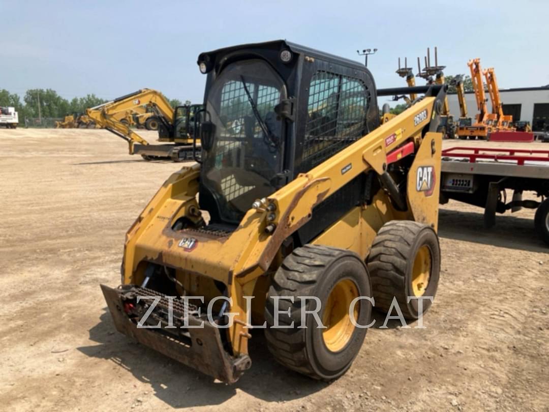 Image of Caterpillar 262D3 Image 0
