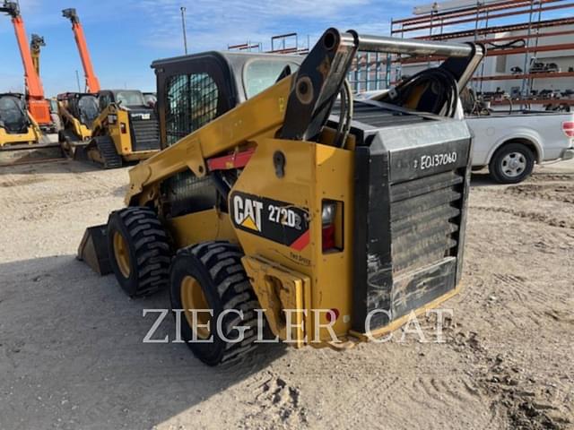 Image of Caterpillar 272D2 equipment image 2