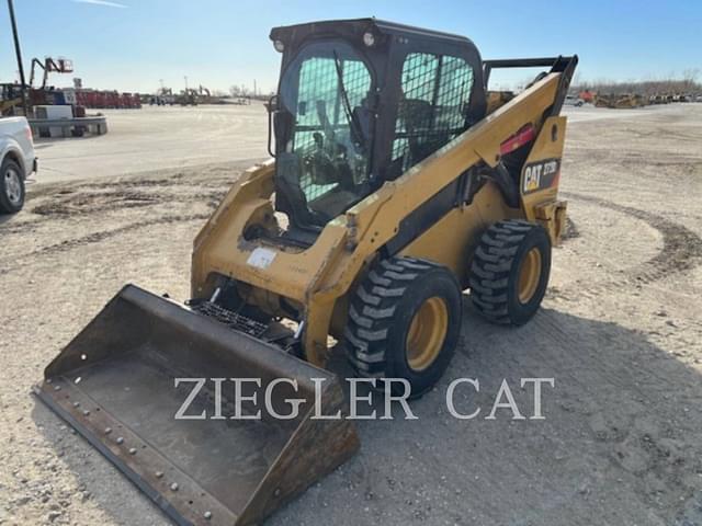 Image of Caterpillar 272D2 equipment image 4