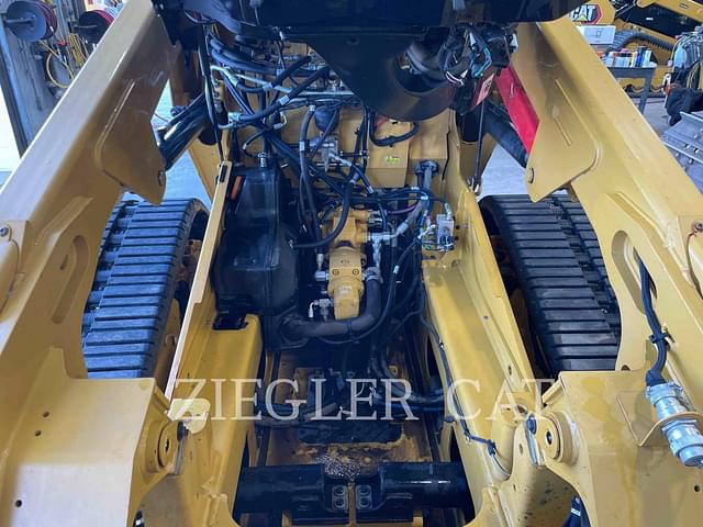 Image of Caterpillar 279D equipment image 4