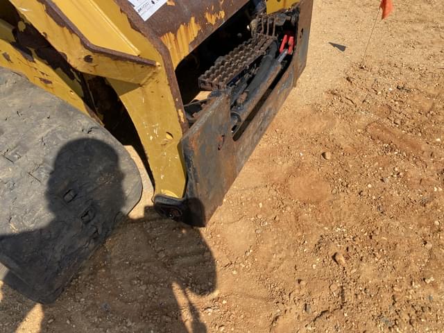 Image of Caterpillar 279D equipment image 4