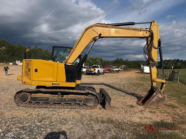 Image of Caterpillar 310 equipment image 4