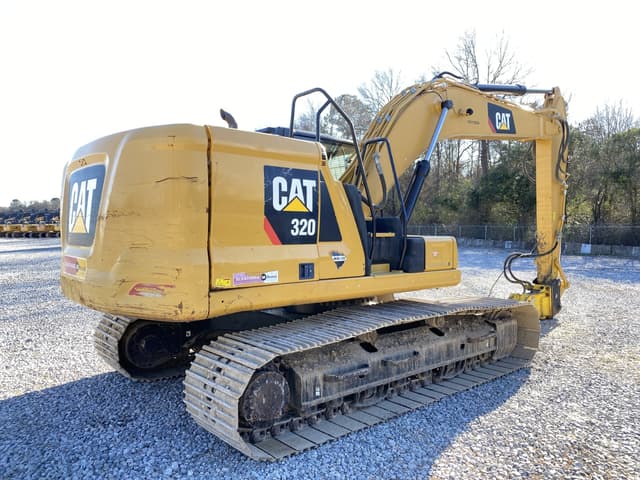 Image of Caterpillar 320 equipment image 3