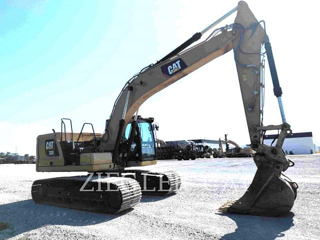 Image of Caterpillar 320 equipment image 4