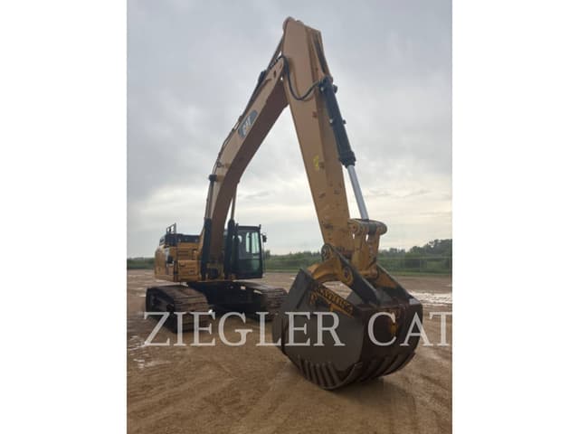 Image of Caterpillar 349FL equipment image 1