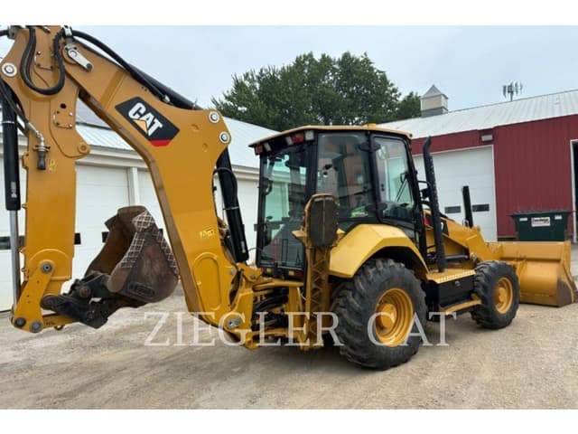 Image of Caterpillar 440 equipment image 2