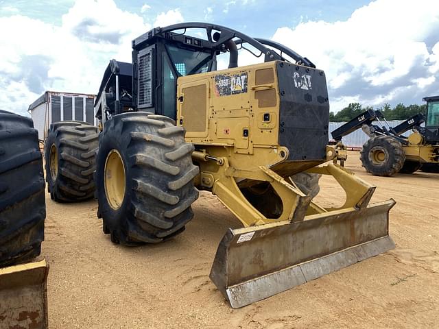 Image of Caterpillar 535D equipment image 3