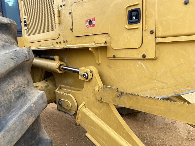 Image of Caterpillar 535D equipment image 4