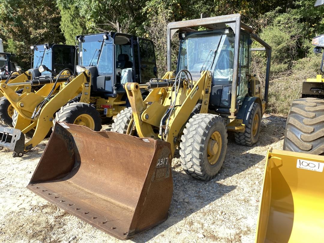 Image of Caterpillar 906M Primary image