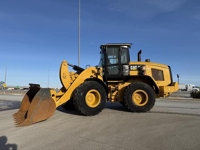 Image of Caterpillar 930M equipment image 2