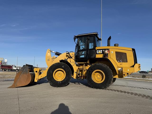 Image of Caterpillar 930M equipment image 4