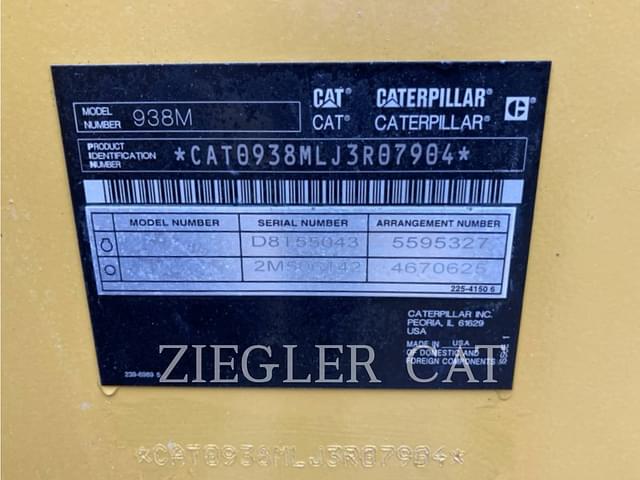 Image of Caterpillar 938M equipment image 4