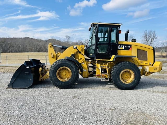 Image of Caterpillar 938M equipment image 1