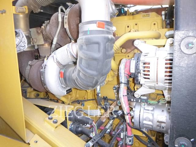 Image of Caterpillar 950M equipment image 2