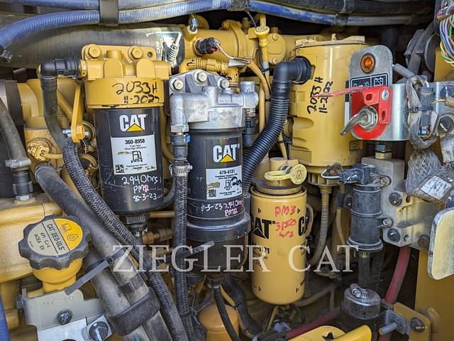 Image of Caterpillar 963K equipment image 1