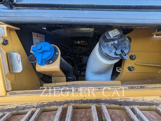 Image of Caterpillar 963K equipment image 2