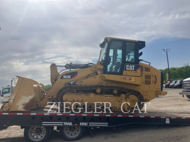 Image of Caterpillar 963K equipment image 2