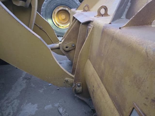 Image of Caterpillar 972M equipment image 3